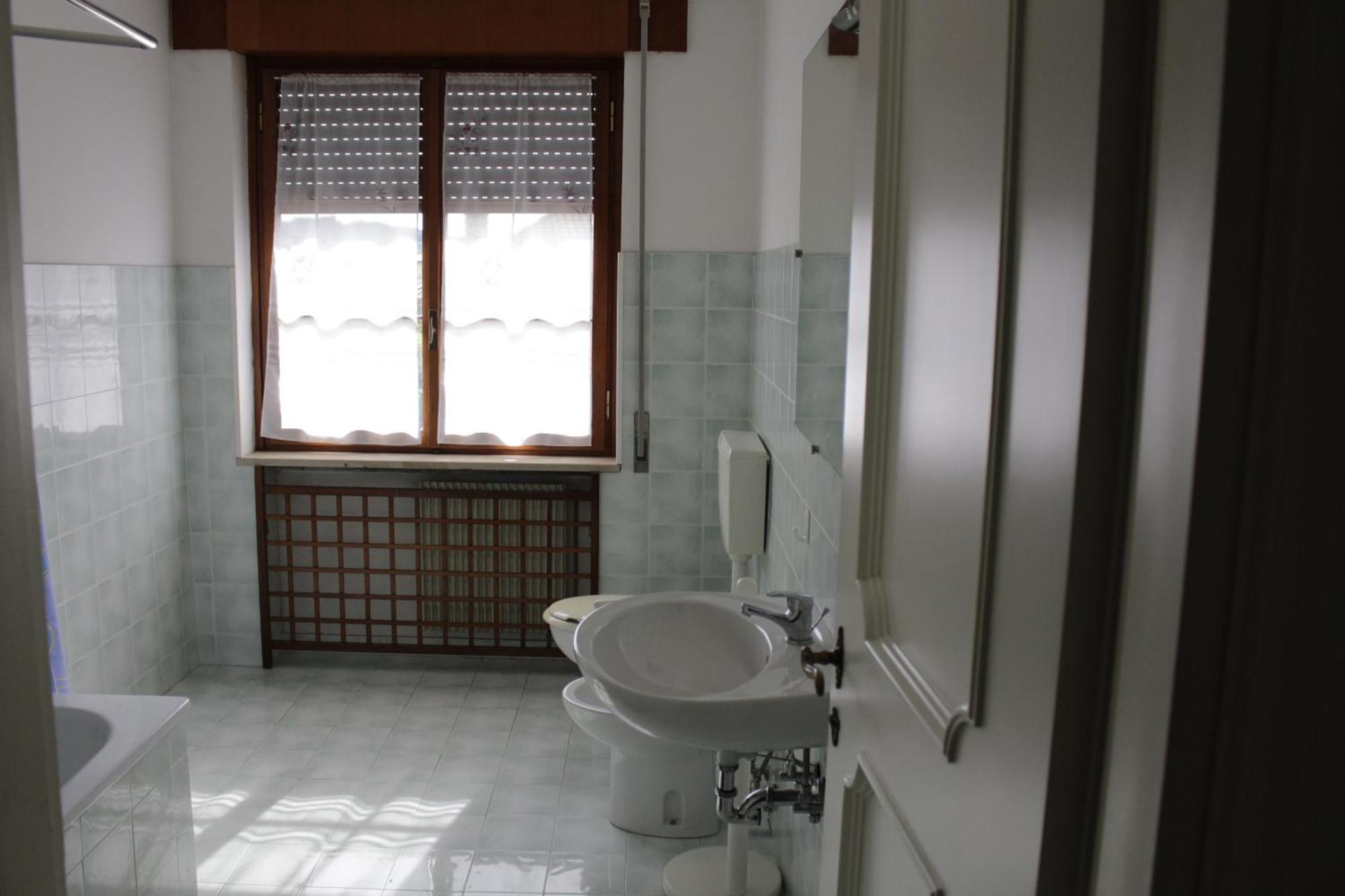 Easyroom Piovene Rocchette Екстер'єр фото